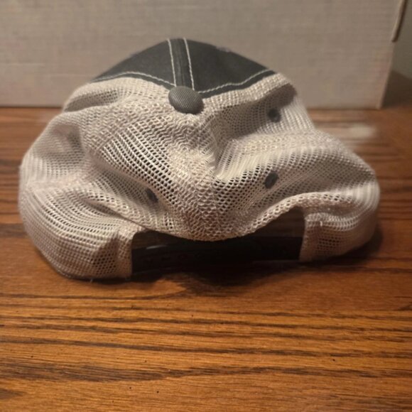 Black Clover Mens Trucker Hat Snapback - Picture 3 of 4